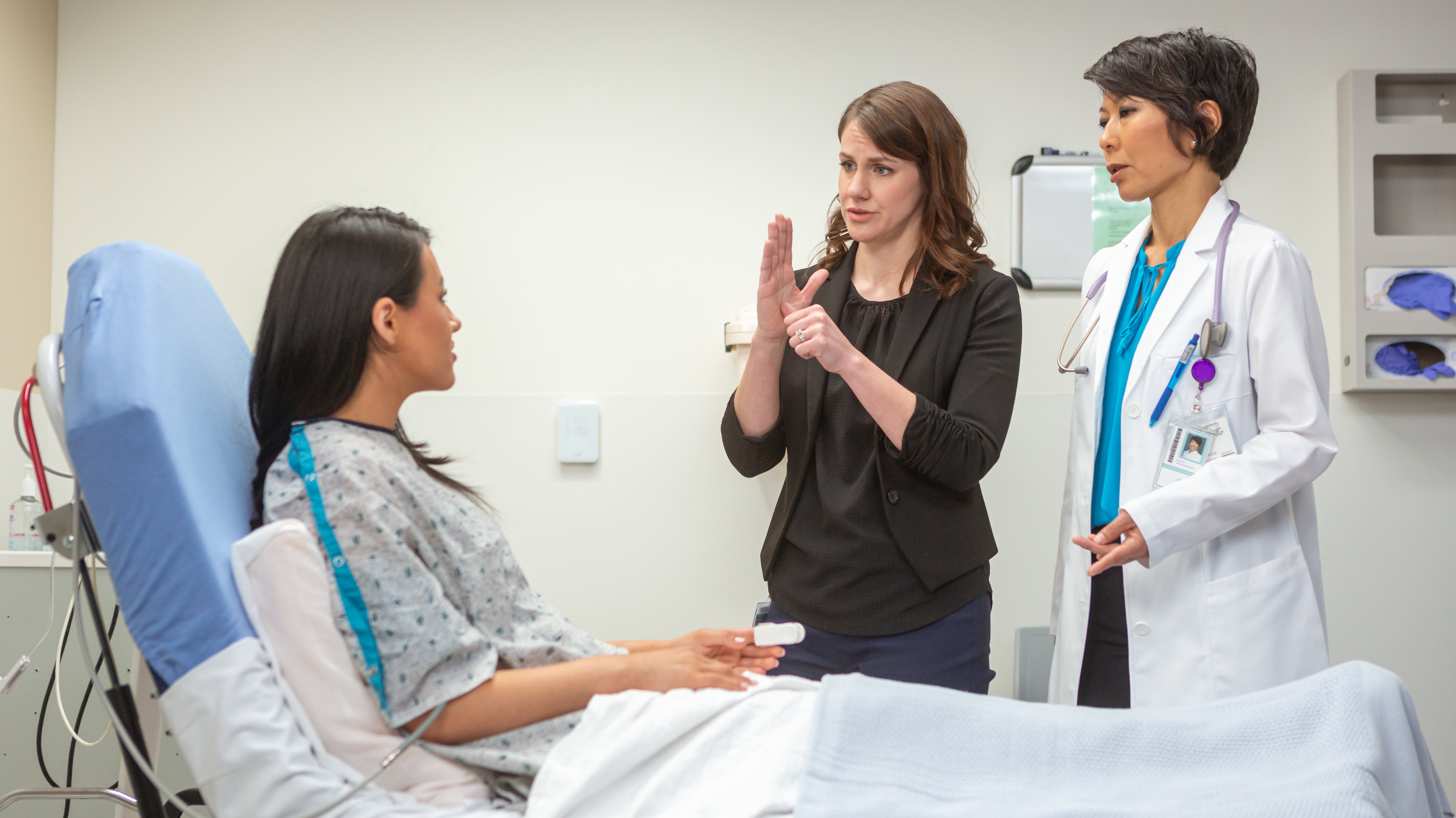 Medical interpreter facilitating communication in a healthcare setting